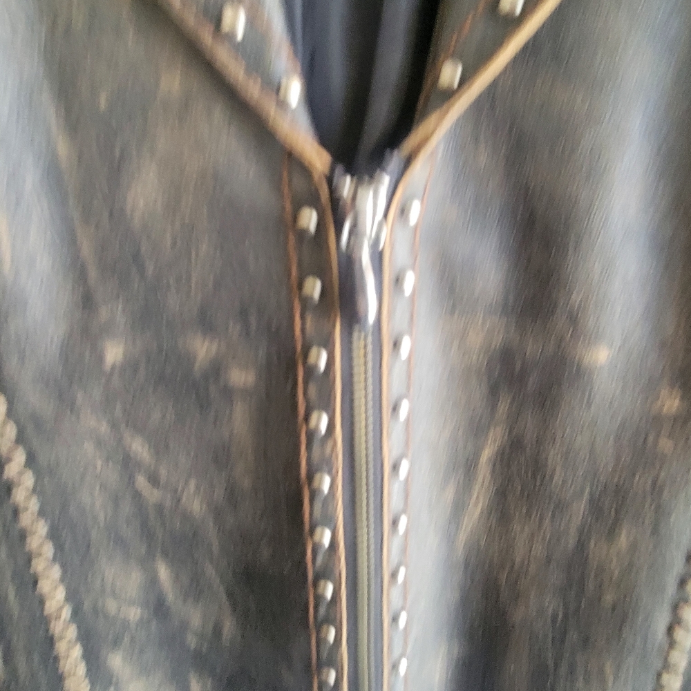 Leather jacket - Picture 3 of 6